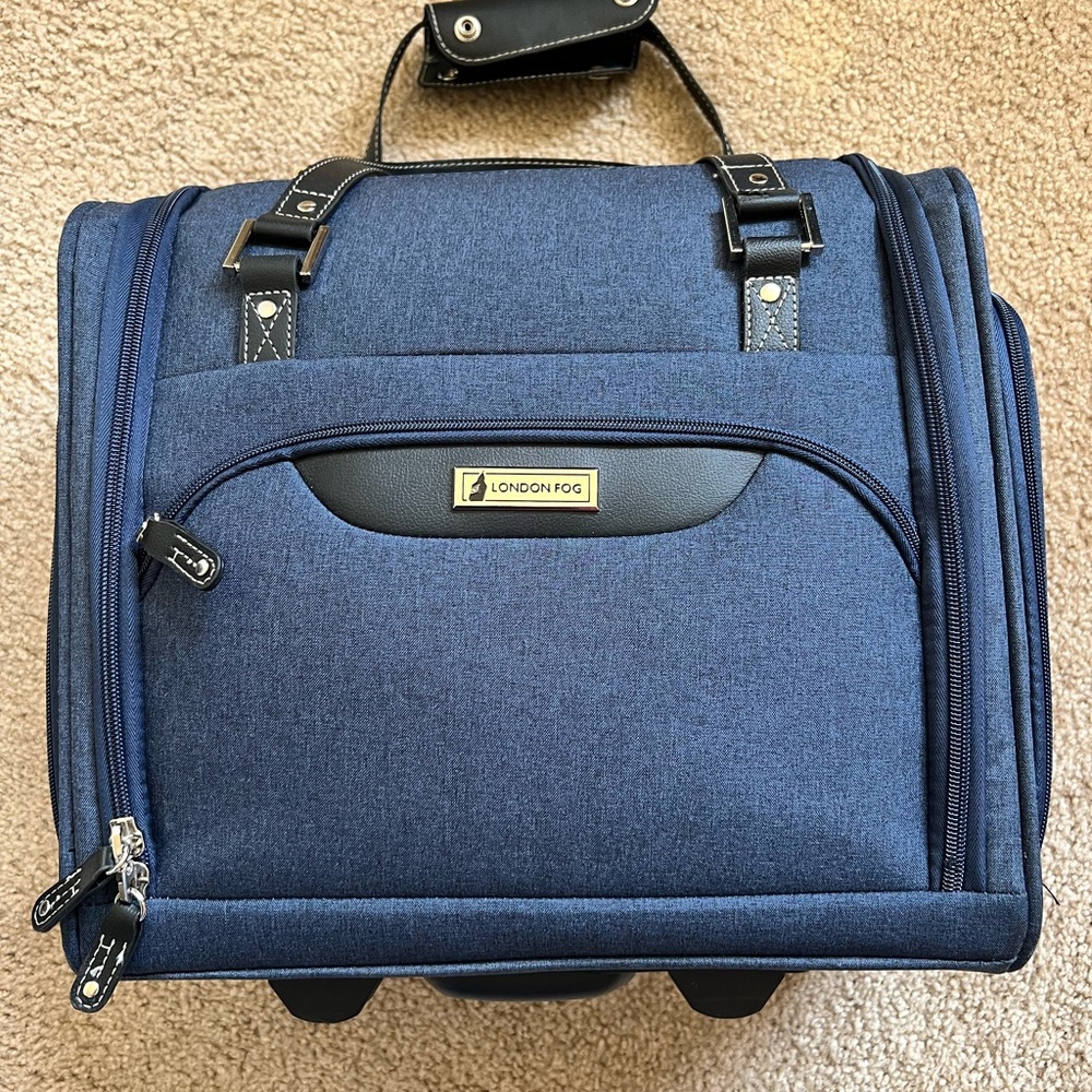 London Fog Blue Rolling Carry-On Luggage